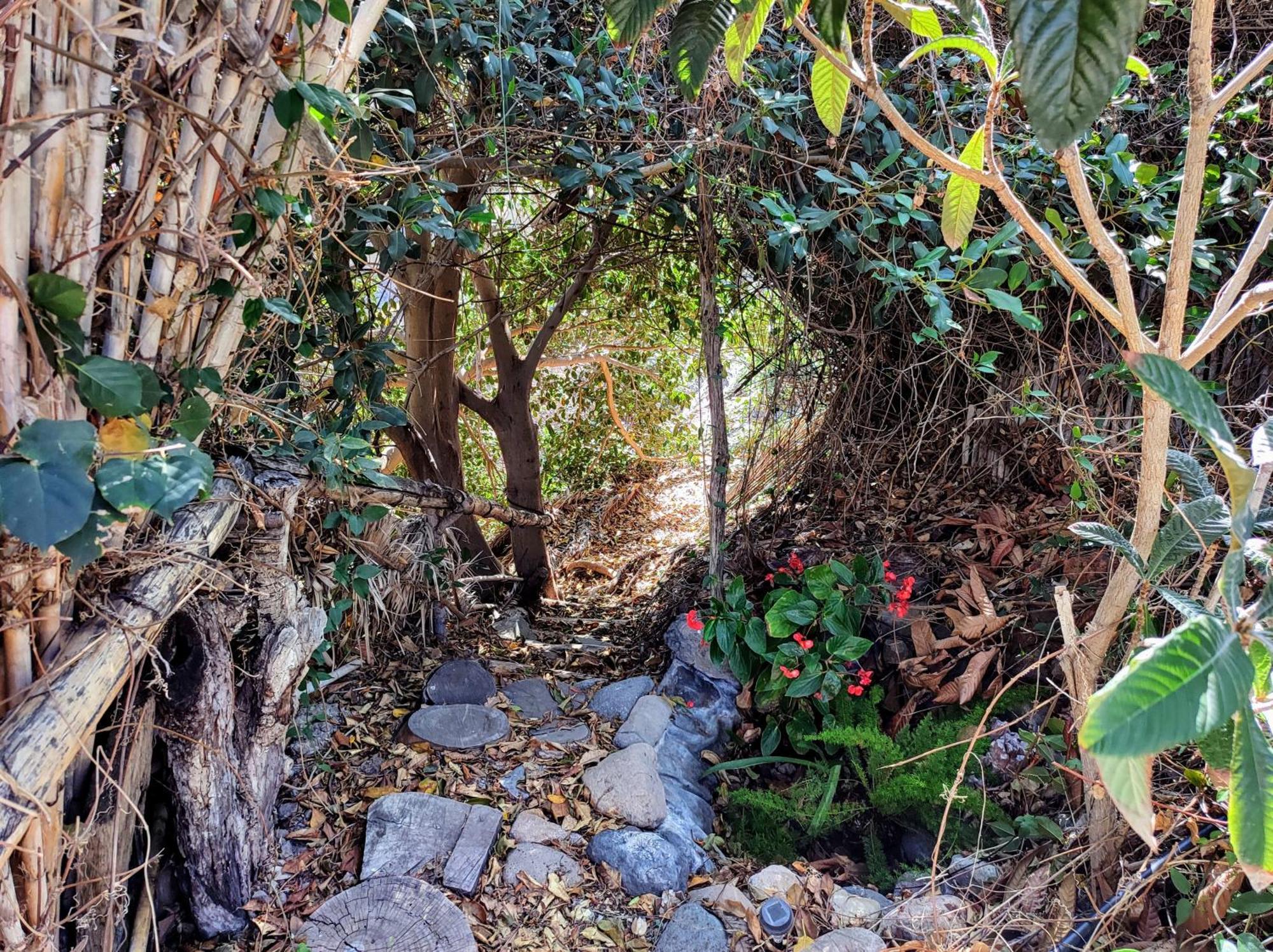 The Cradle Of The Moon, Rivendell Hotel El Paso Luaran gambar